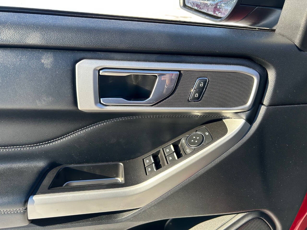 2020 Ford Explorer XLT AWD 4dr SUV