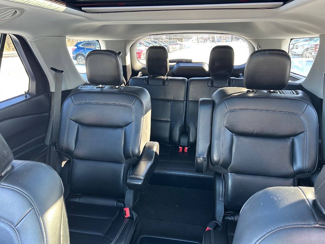 2020 Ford Explorer XLT AWD 4dr SUV