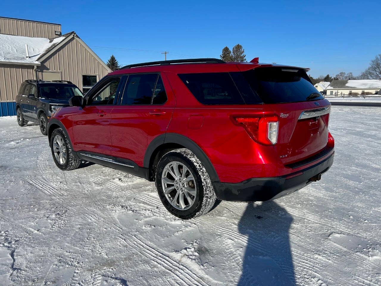 2020 Ford Explorer XLT AWD 4dr SUV