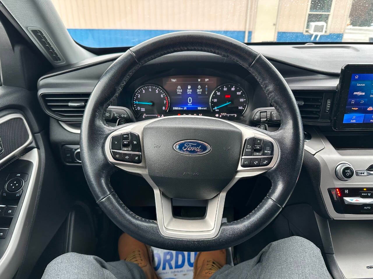 2021 Ford Explorer XLT AWD 4dr SUV