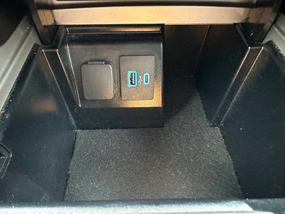 2021 Ford Explorer XLT AWD 4dr SUV