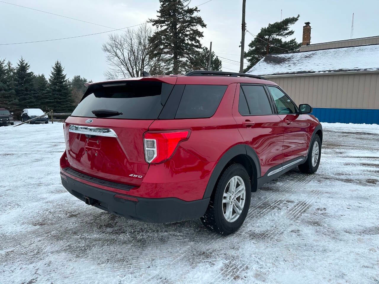 2021 Ford Explorer XLT AWD 4dr SUV