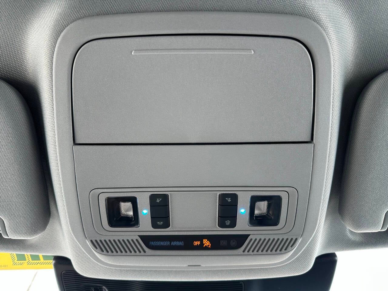 2022 Ford Explorer XLT AWD 4dr SUV