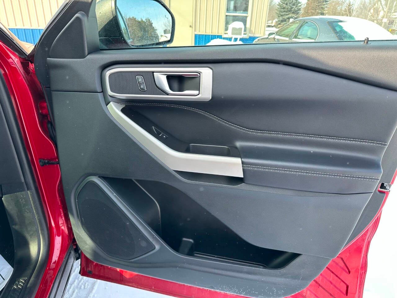 2022 Ford Explorer XLT AWD 4dr SUV