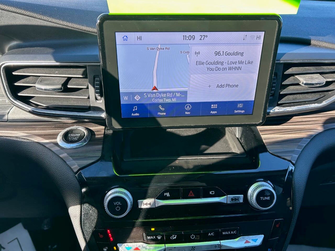 2023 Ford Explorer Limited AWD 4dr SUV