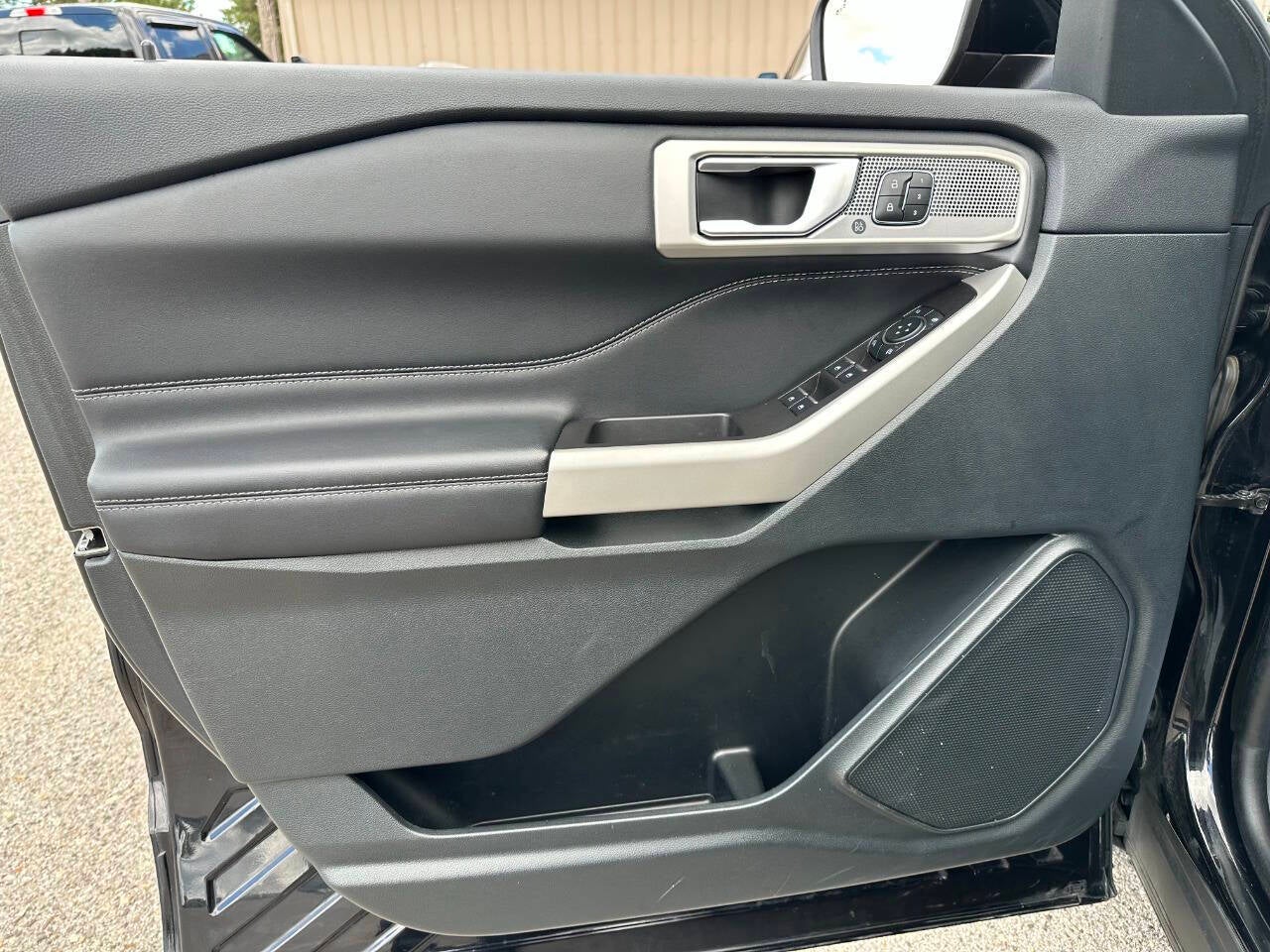 2023 Ford Explorer Limited AWD 4dr SUV
