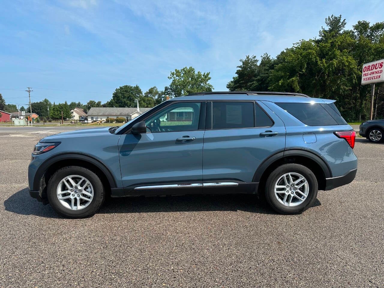 2025 Ford Explorer Active AWD 4dr SUV