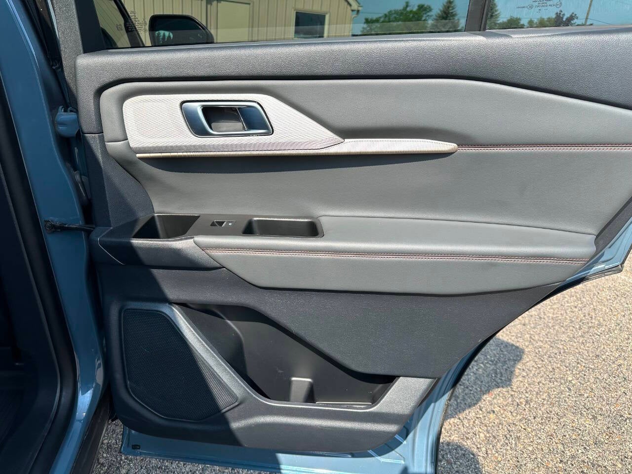2025 Ford Explorer Active AWD 4dr SUV