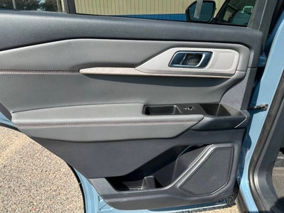 2025 Ford Explorer Active AWD 4dr SUV