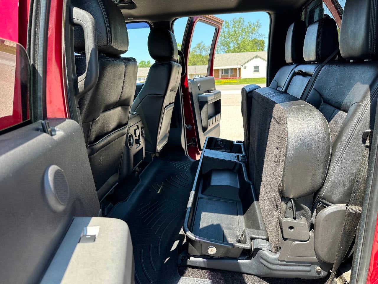 2015 Ford F-250 Super Duty Lariat 4x4 4dr Crew Cab 6.8 ft. SB Pickup