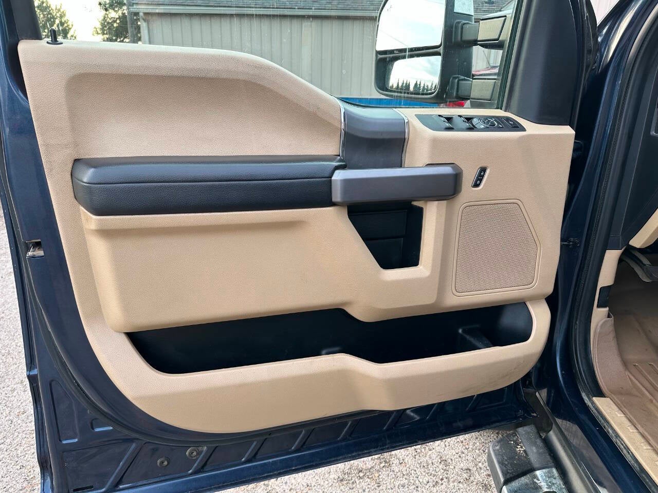 2020 Ford F-250 Super Duty XLT 4x4 4dr Crew Cab 8 ft. LB Pickup