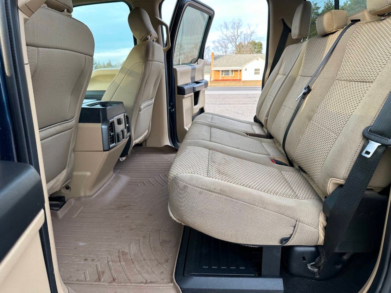 2020 Ford F-250 Super Duty XLT 4x4 4dr Crew Cab 8 ft. LB Pickup