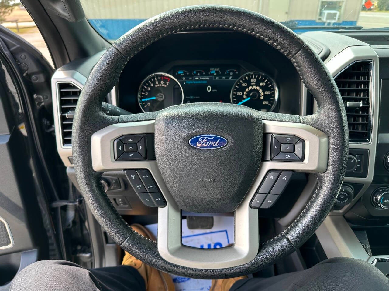 2019 Ford F-150 Lariat 4x4 4dr SuperCrew 5.5 ft. SB
