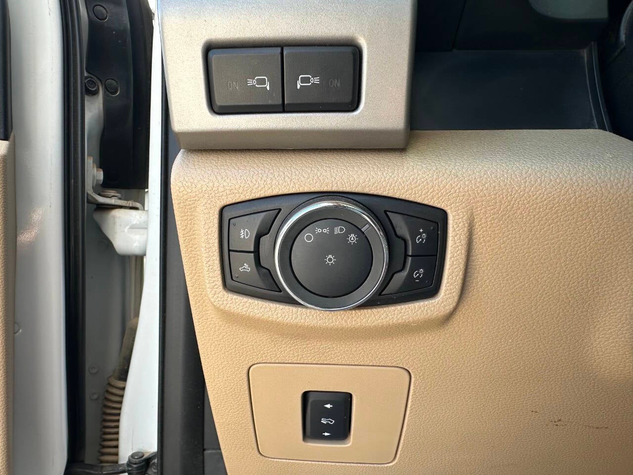 2015 Ford F-150 Lariat 4x4 4dr SuperCrew 5.5 ft. SB