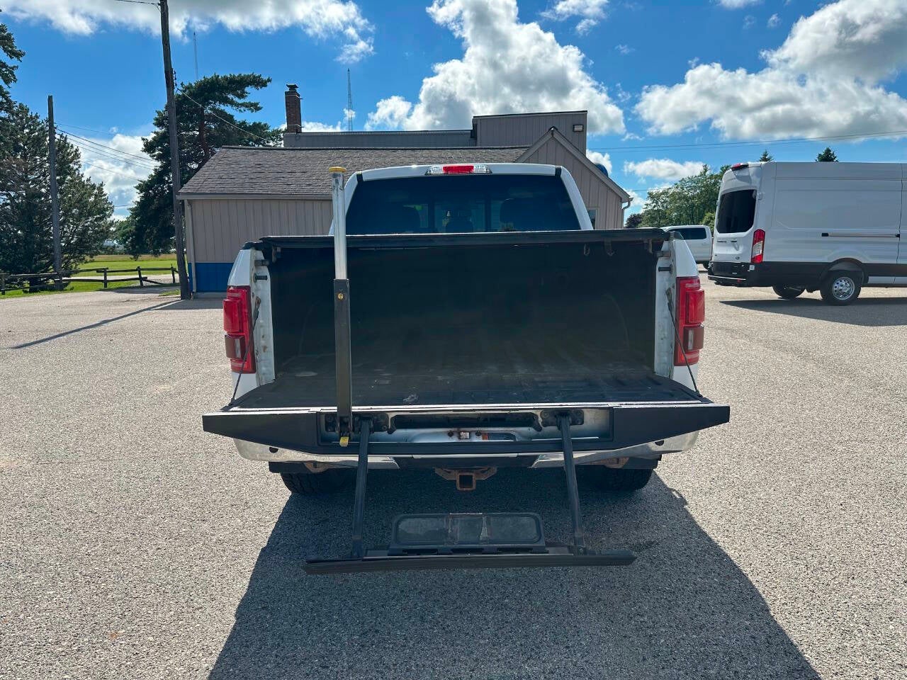 2015 Ford F-150 Lariat 4x4 4dr SuperCrew 5.5 ft. SB