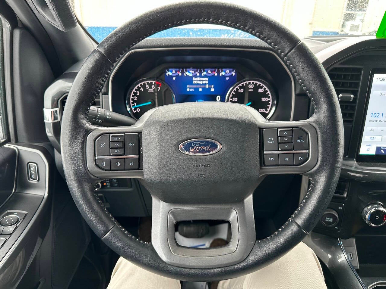 2022 Ford F-150 XLT 4x4 4dr SuperCrew 5.5 ft. SB