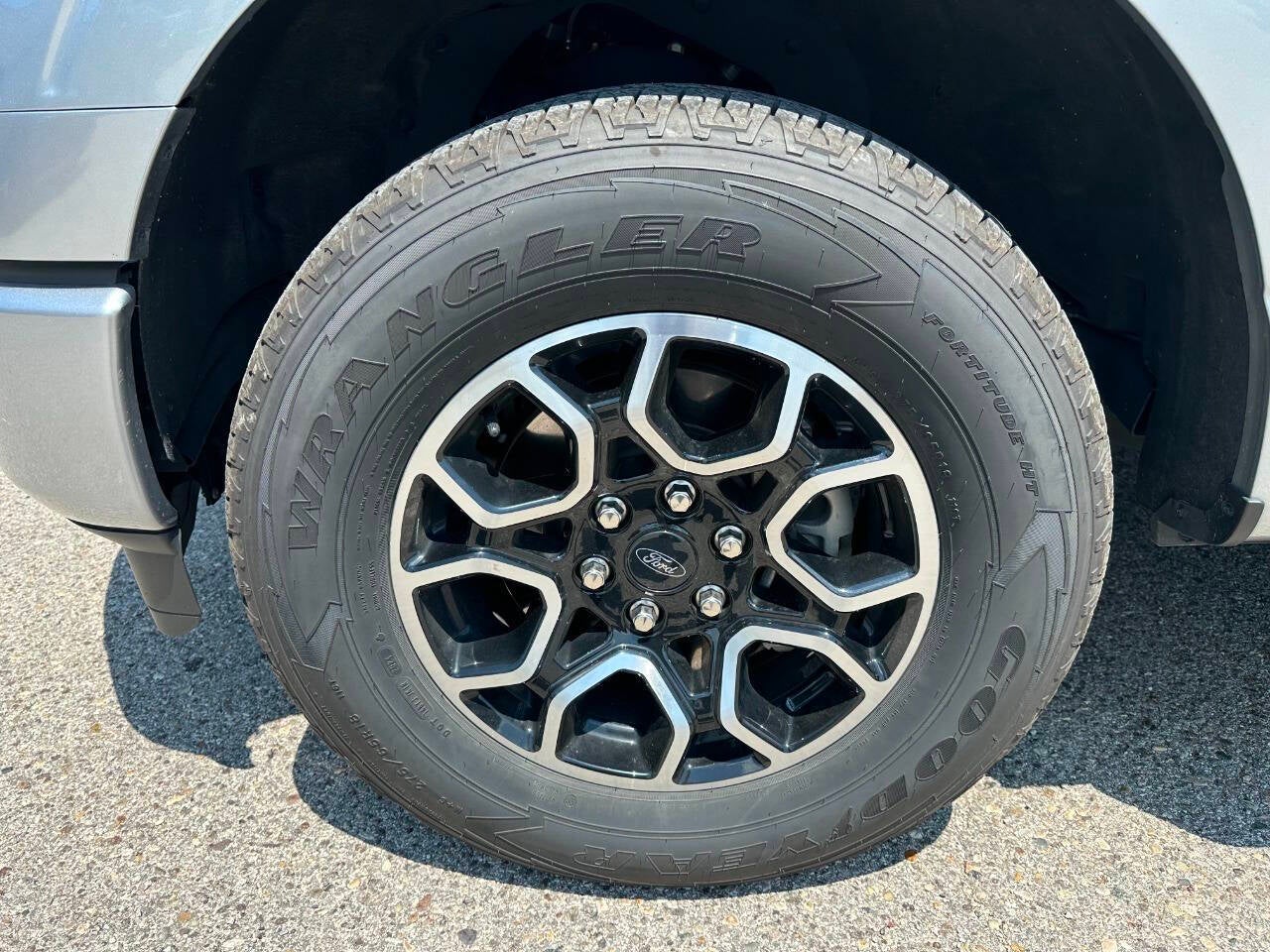 2023 Ford F-150 XLT 4x4 4dr SuperCrew 5.5 ft. SB