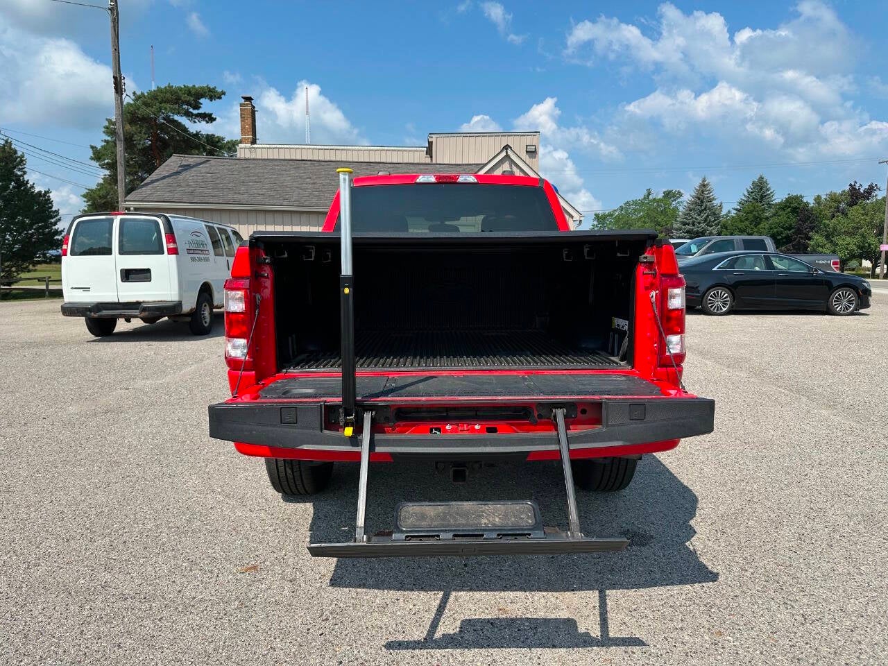 2023 Ford F-150 XL 4x4 4dr SuperCrew 5.5 ft. SB