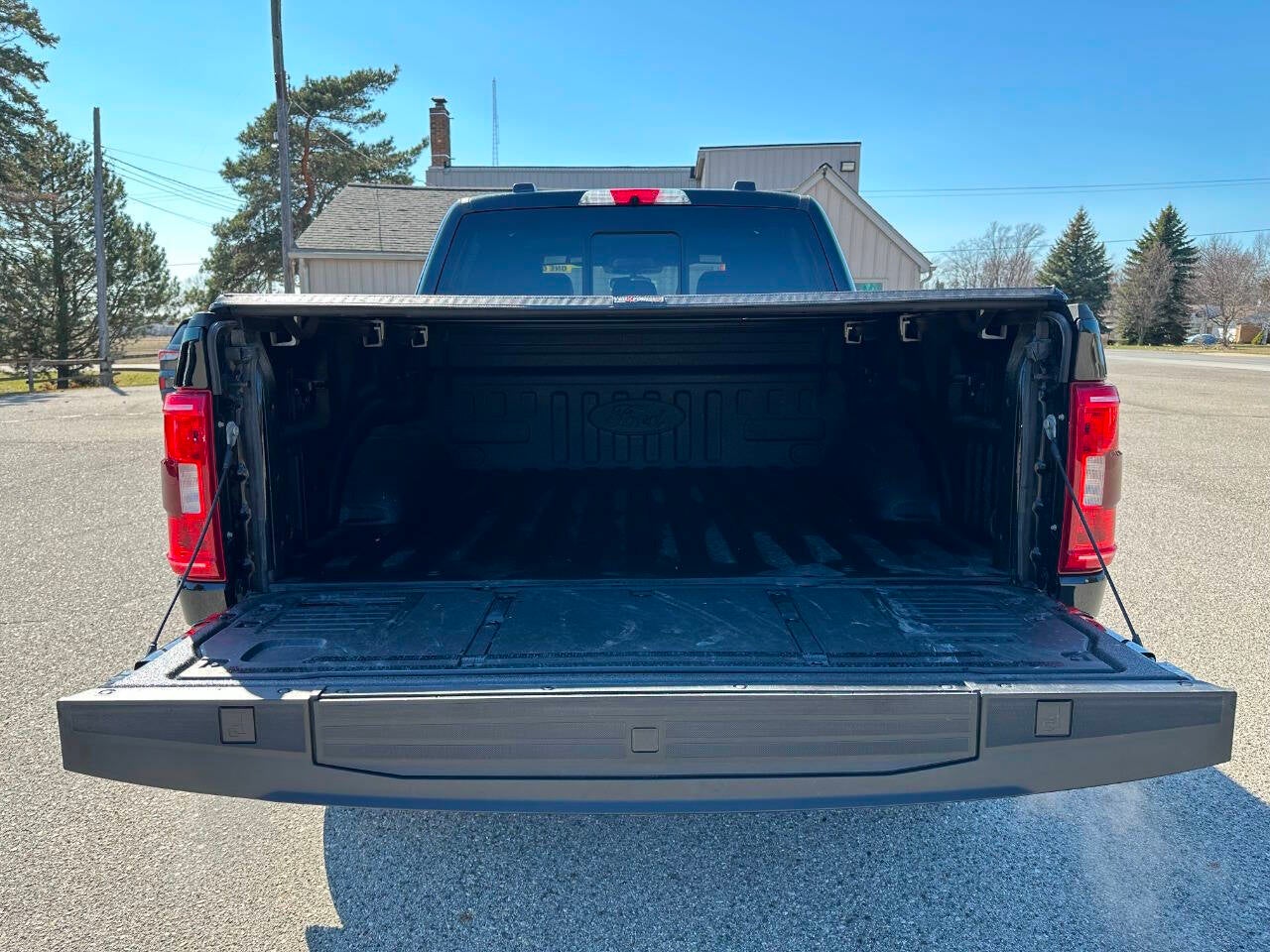 2023 Ford F-150 XLT 4x4 4dr SuperCrew 5.5 ft. SB