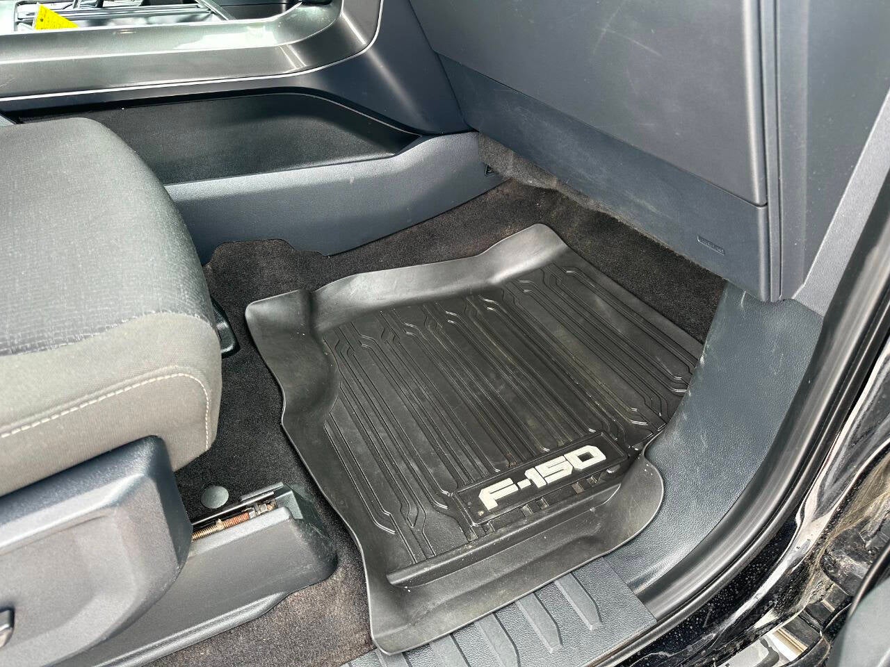 2023 Ford F-150 XLT 4x4 4dr SuperCrew 5.5 ft. SB