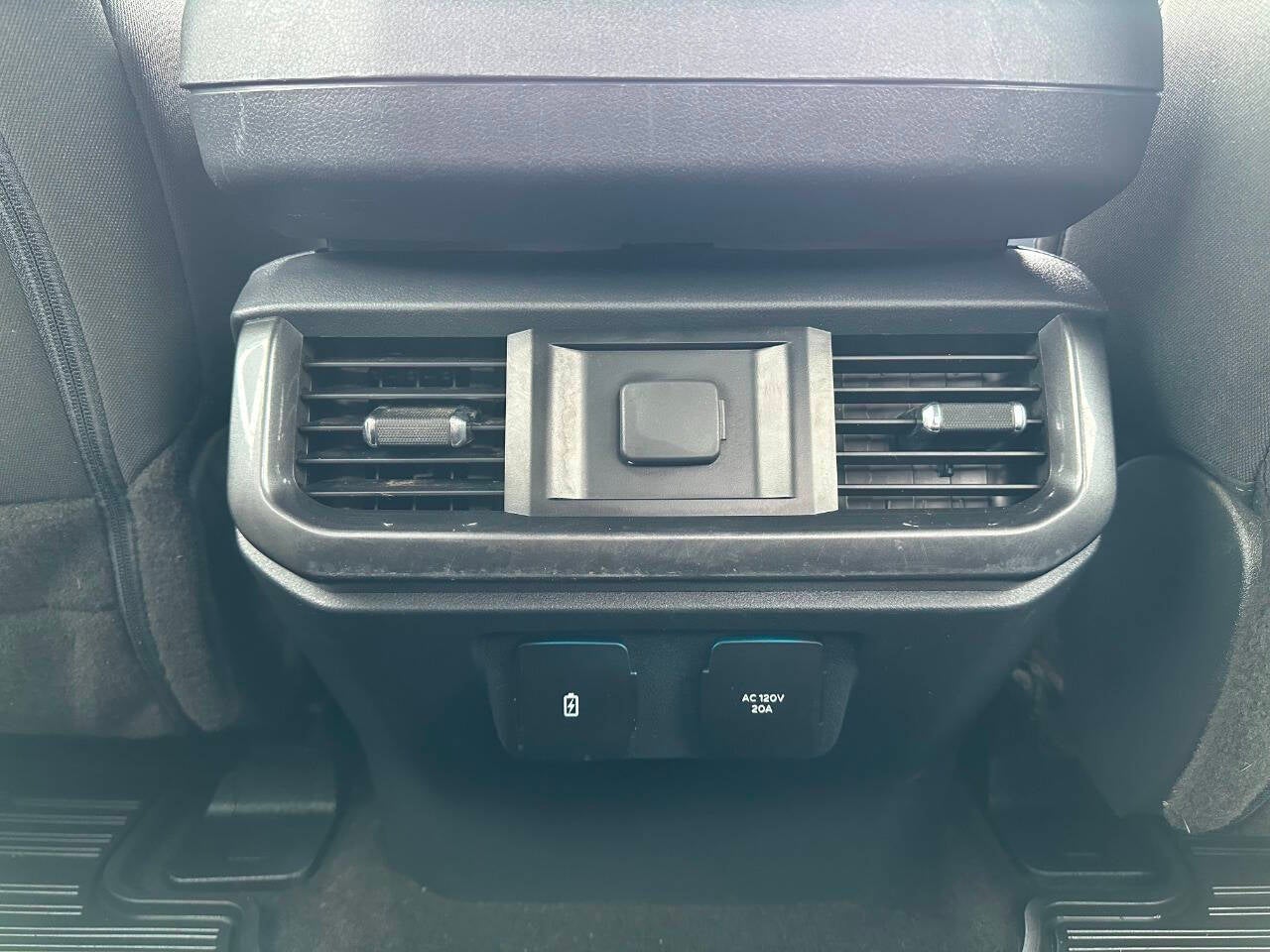 2023 Ford F-150 XLT 4x4 4dr SuperCrew 5.5 ft. SB