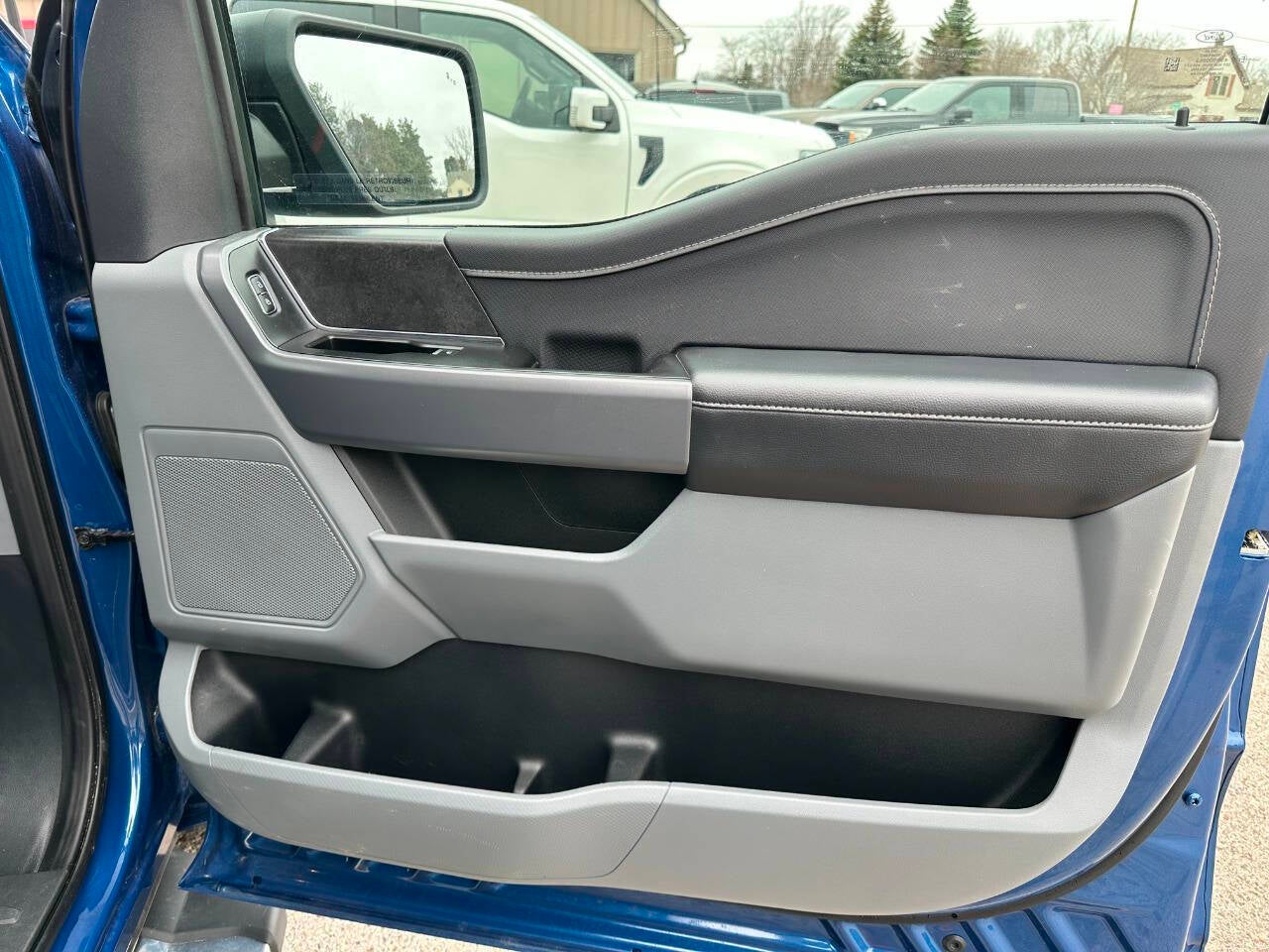 2025 Ford F-150 XLT 4x4 4dr SuperCrew 5.5 ft. SB