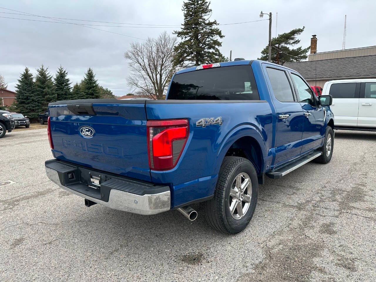 2025 Ford F-150 XLT 4x4 4dr SuperCrew 5.5 ft. SB