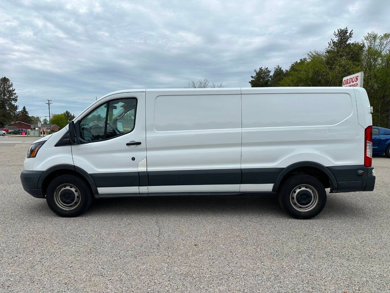 2018 Ford Transit 250 3dr LWB Low Roof Cargo Van w/60/40 Passenger Side Doors
