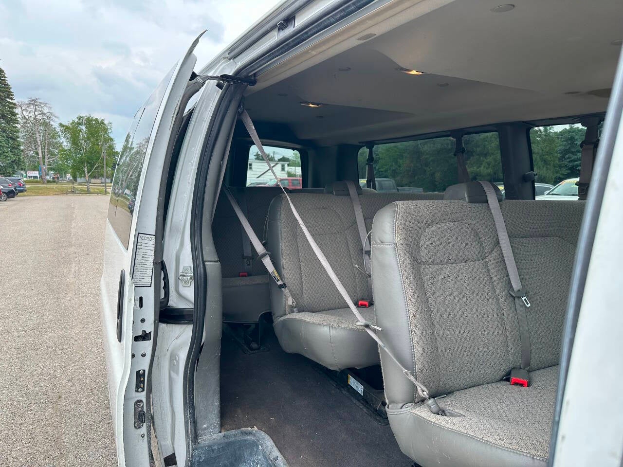 2019 Chevrolet Express LT 3500 3dr Extended Passenger Van