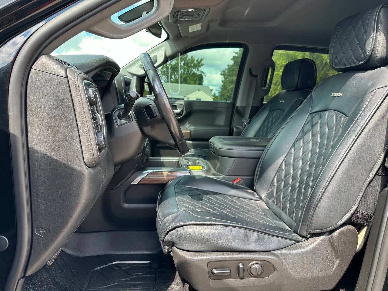 2019 Chevrolet Silverado 1500 LT Trail Boss 4x4 4dr Crew Cab 5.8 ft. SB