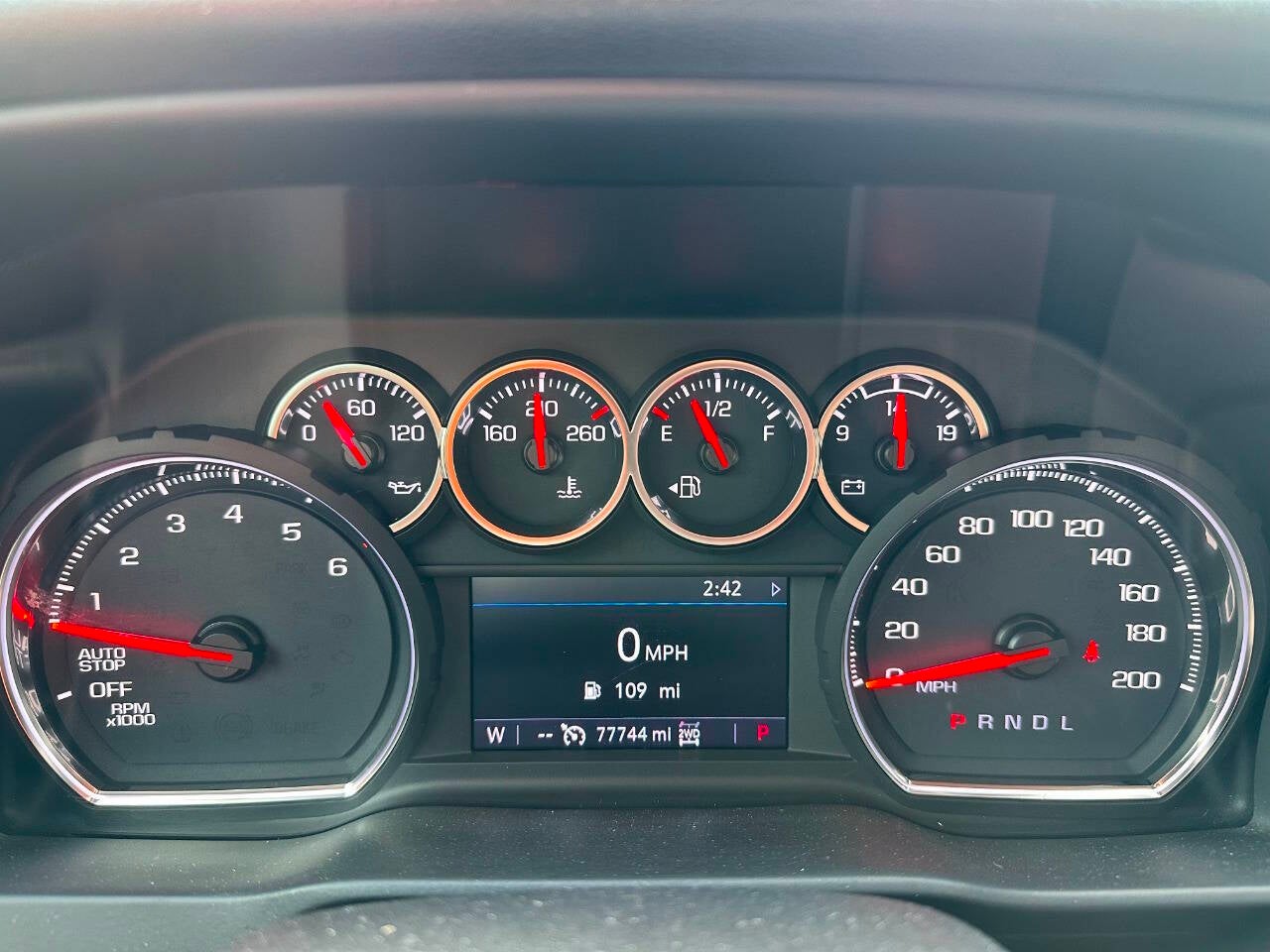 2019 Chevrolet Silverado 1500 LT Trail Boss 4x4 4dr Crew Cab 5.8 ft. SB