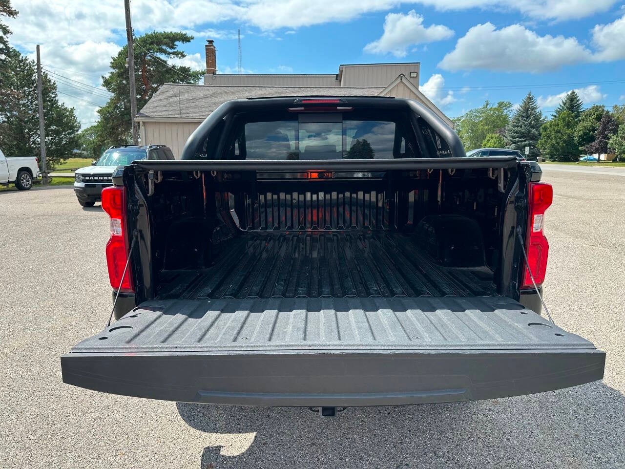 2019 Chevrolet Silverado 1500 LT Trail Boss 4x4 4dr Crew Cab 5.8 ft. SB