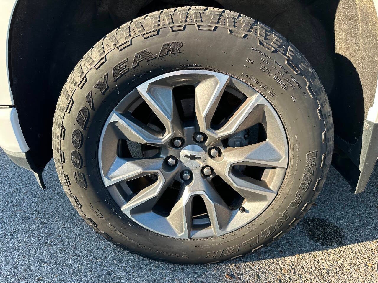 2021 Chevrolet Silverado 1500 RST 4x4 4dr Crew Cab 5.8 ft. SB