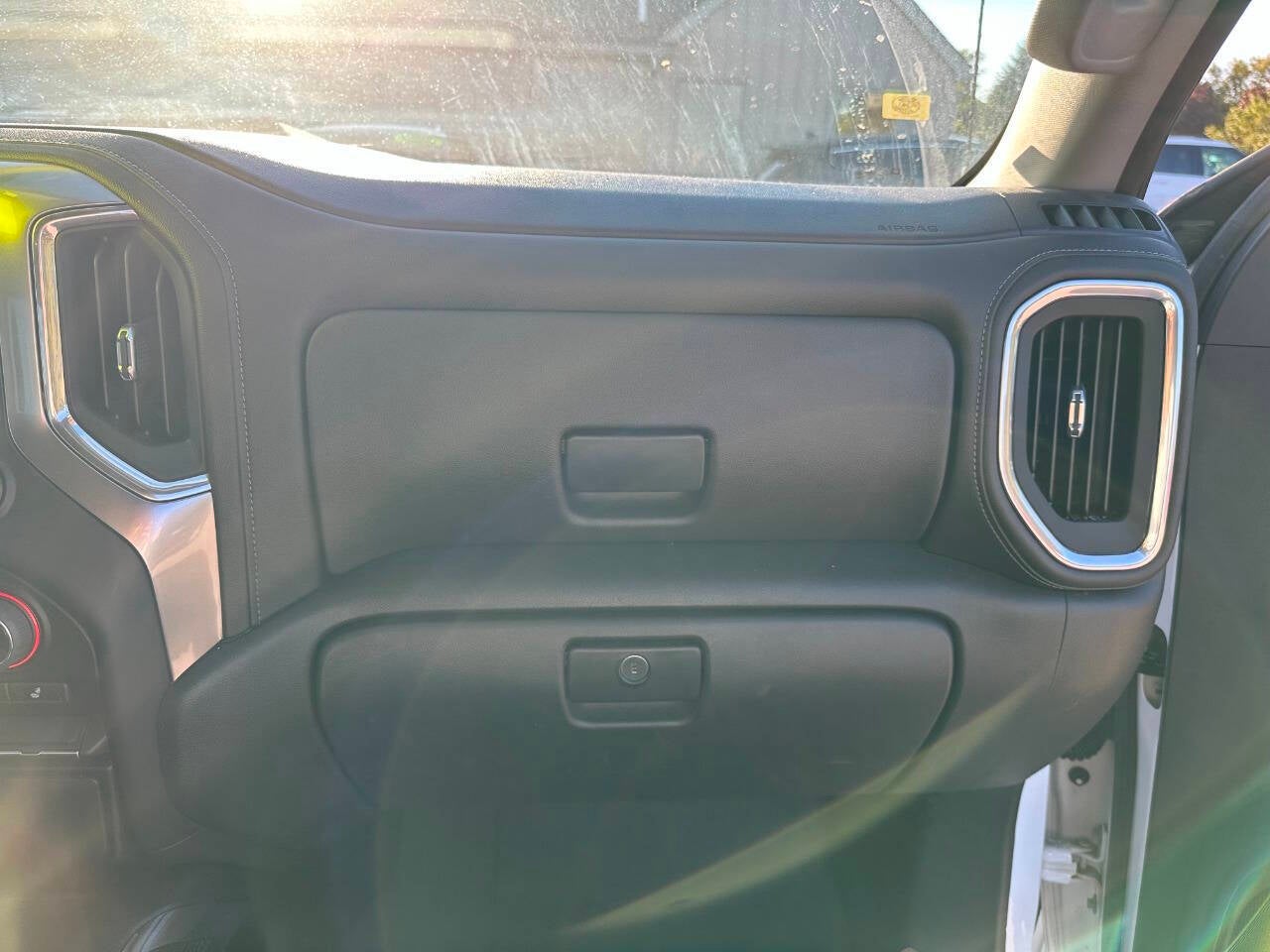 2021 Chevrolet Silverado 1500 RST 4x4 4dr Crew Cab 5.8 ft. SB