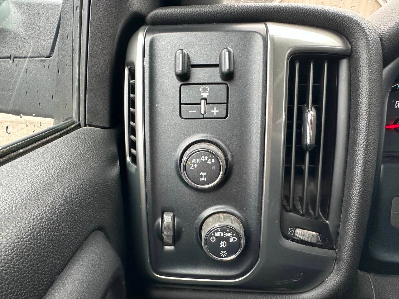 2018 Chevrolet Silverado 1500 LT 4x4 4dr Double Cab 6.5 ft. SB