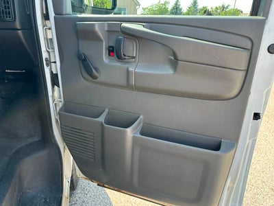 2013 Chevrolet Express 2500 3dr Cargo Van w/ 1WT
