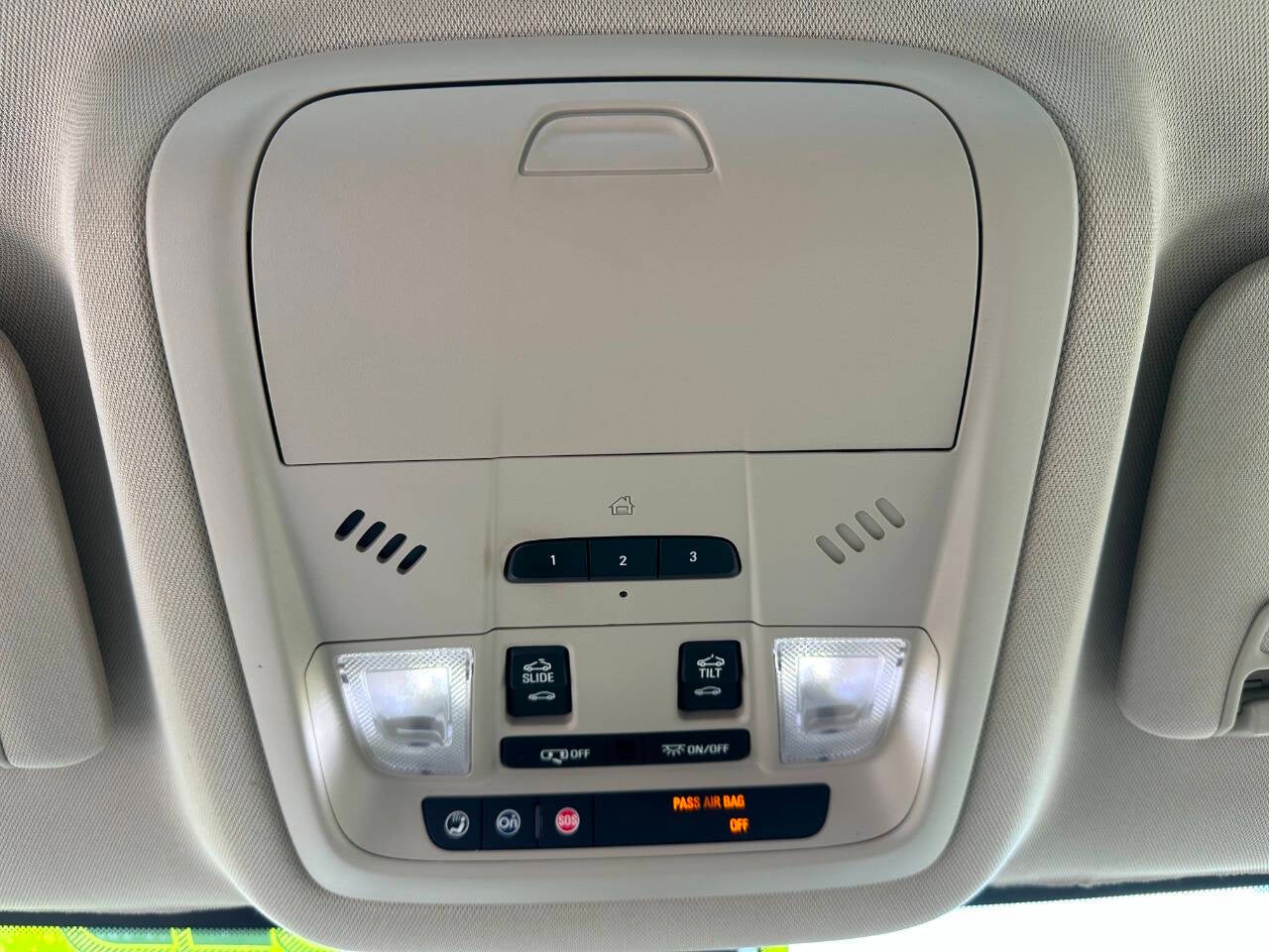 2019 GMC Acadia Denali 4x4 4dr SUV