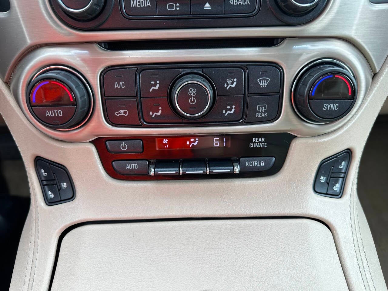2020 GMC Yukon XL Denali 4x4 4dr SUV