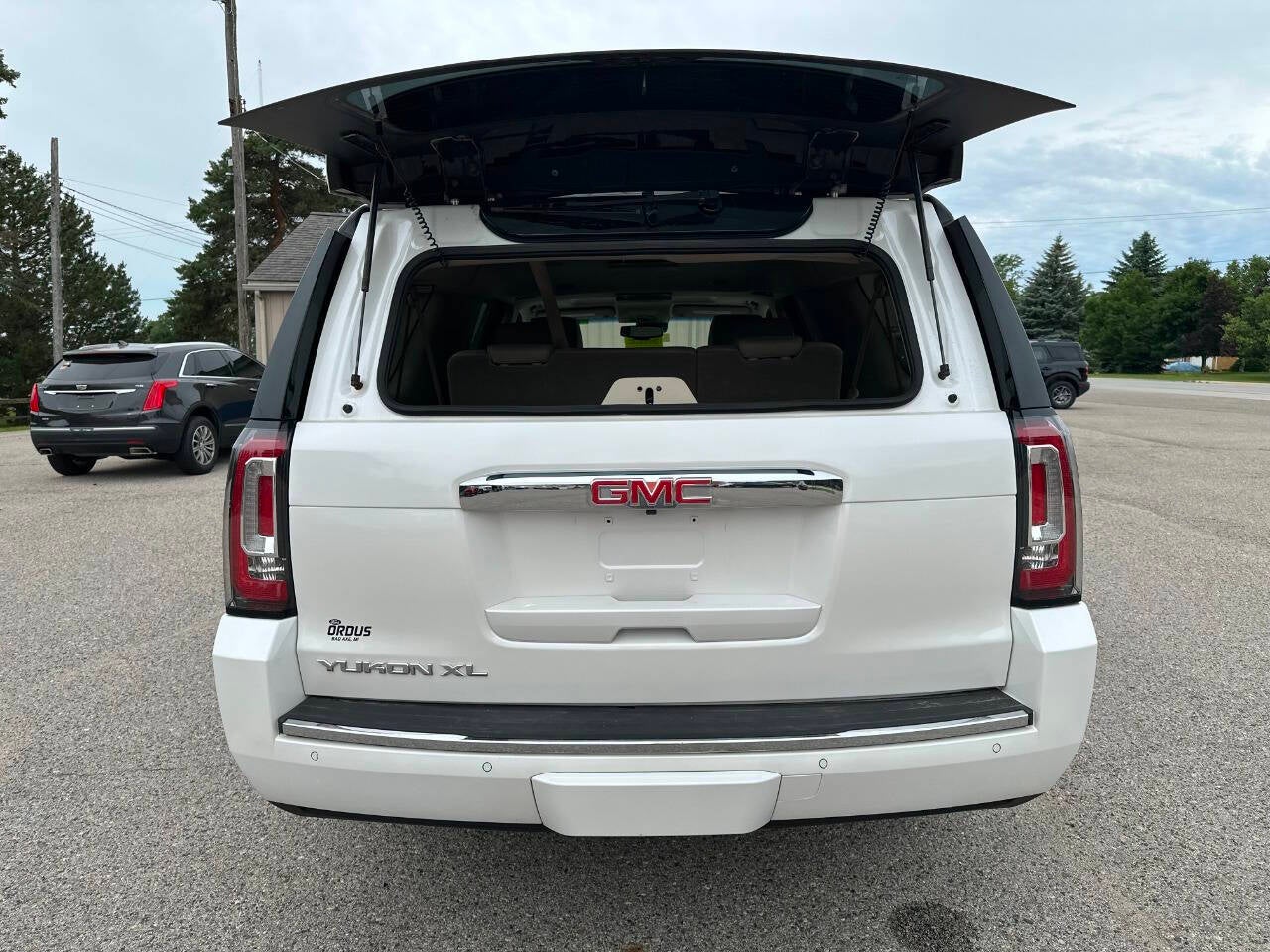 2020 GMC Yukon XL Denali 4x4 4dr SUV