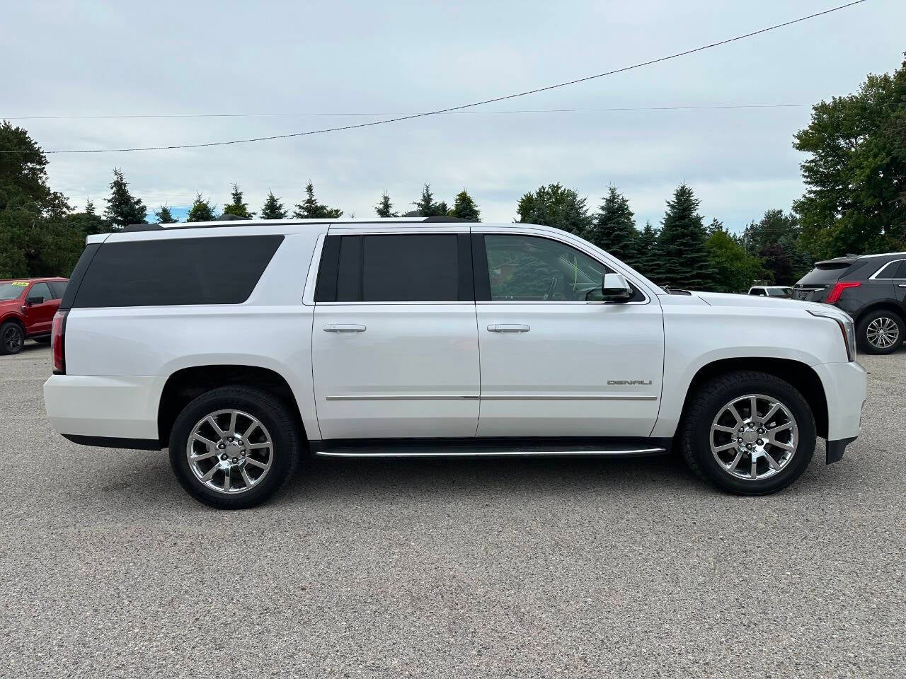 2020 GMC Yukon XL Denali 4x4 4dr SUV