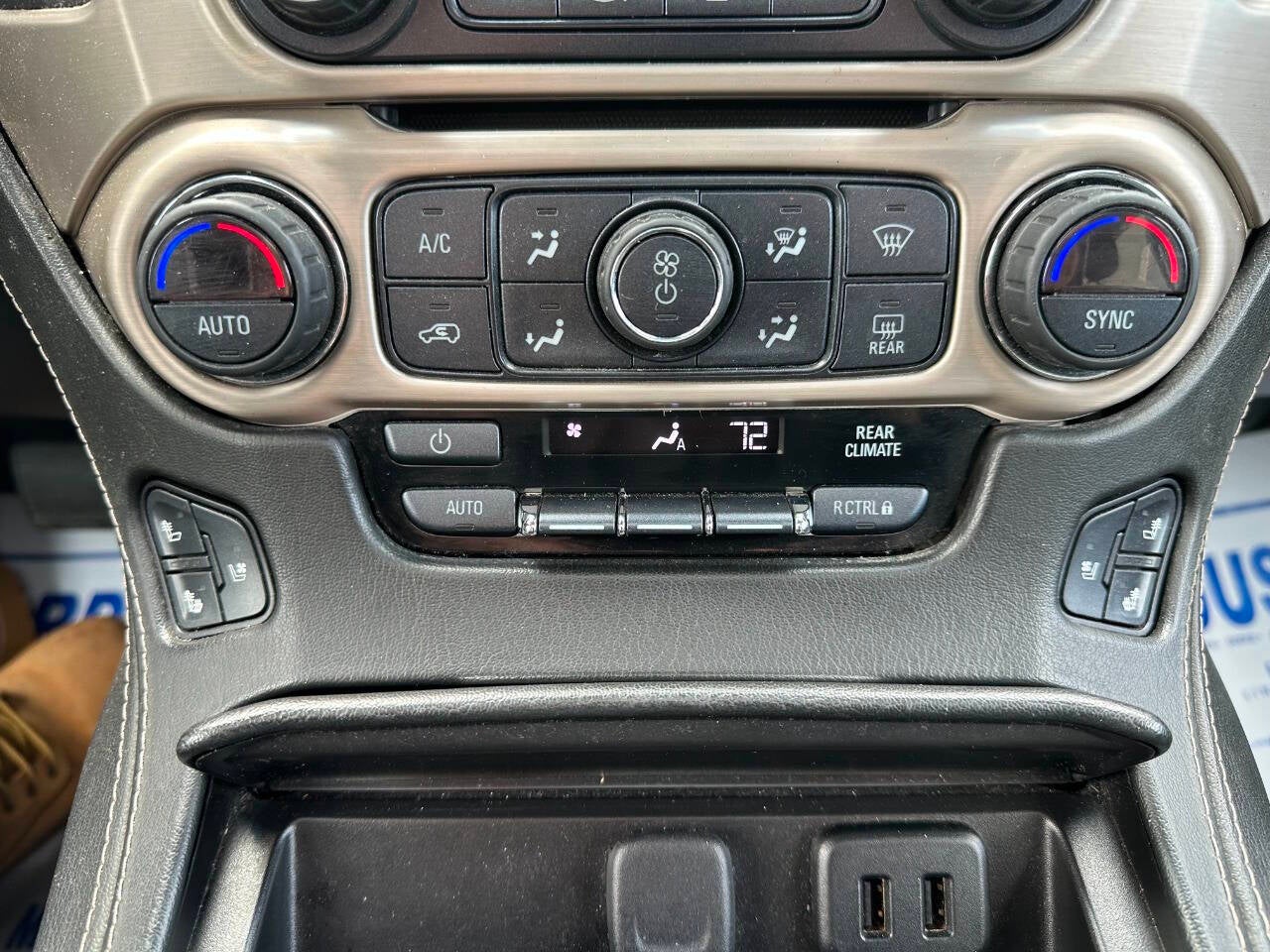 2017 GMC Yukon XL Denali 4x4 4dr SUV