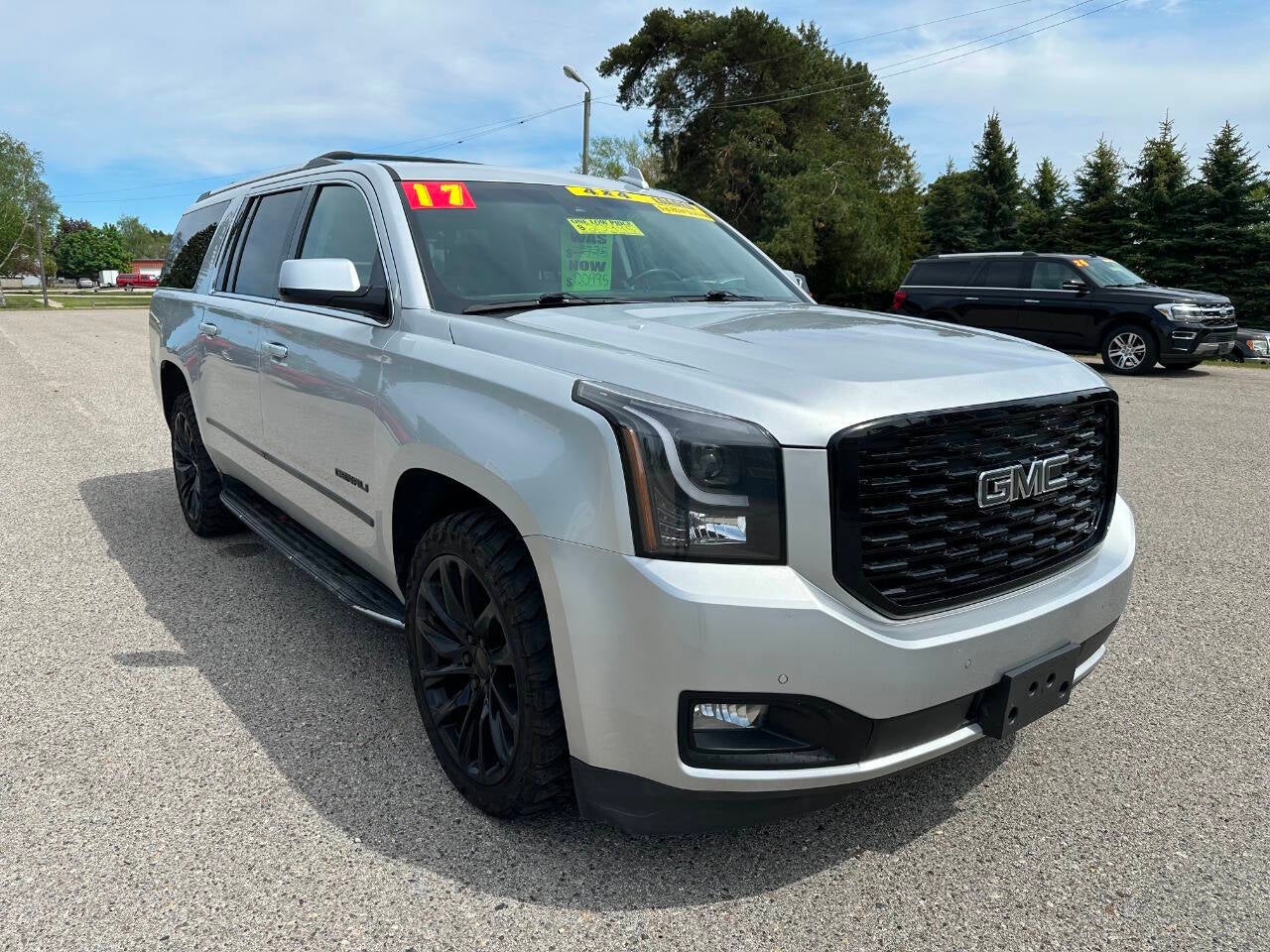 2017 GMC Yukon XL Denali 4x4 4dr SUV
