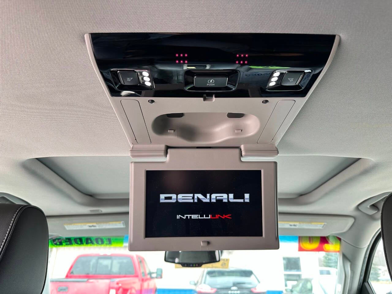 2020 GMC Yukon XL Denali 4x4 4dr SUV