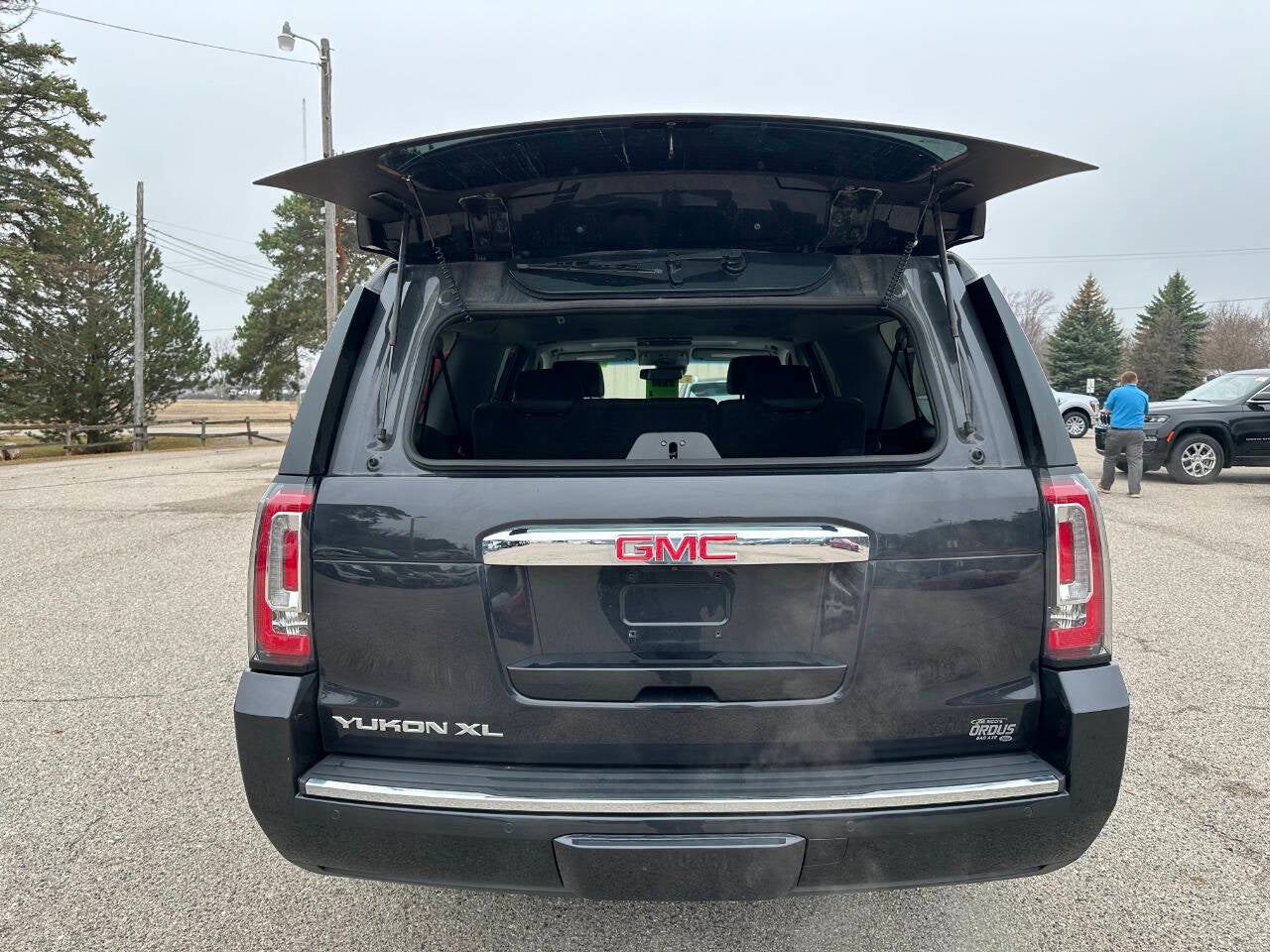 2020 GMC Yukon XL Denali 4x4 4dr SUV