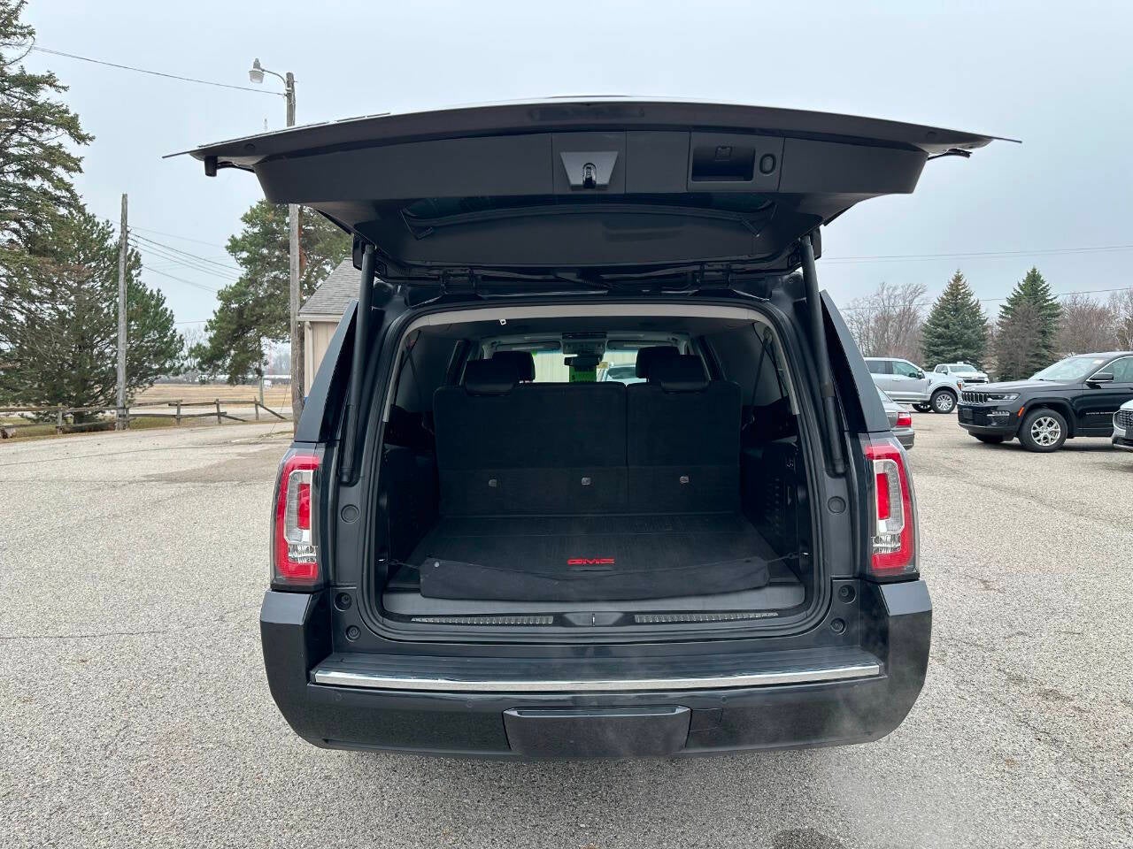 2020 GMC Yukon XL Denali 4x4 4dr SUV