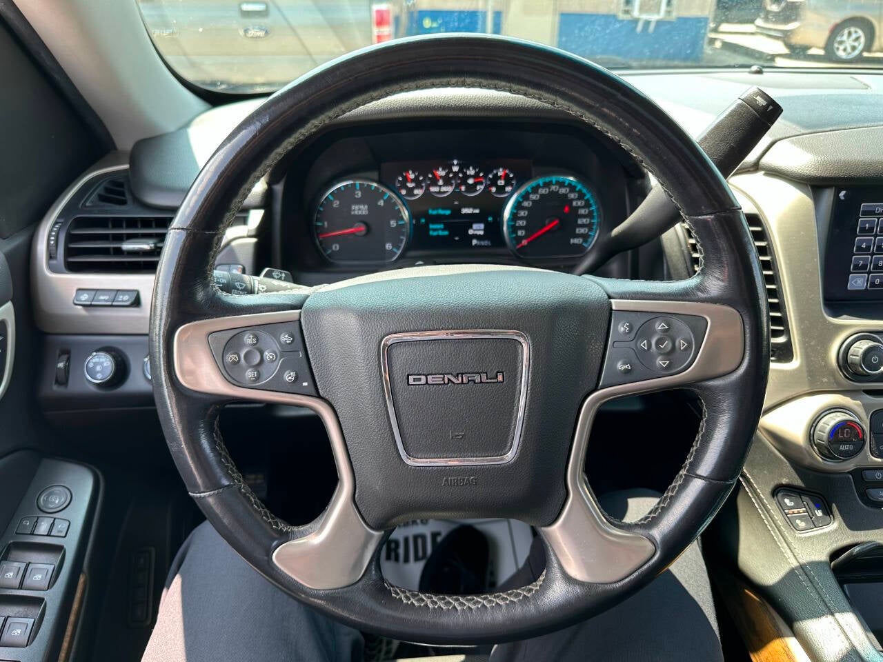 2019 GMC Yukon XL Denali 4x4 4dr SUV