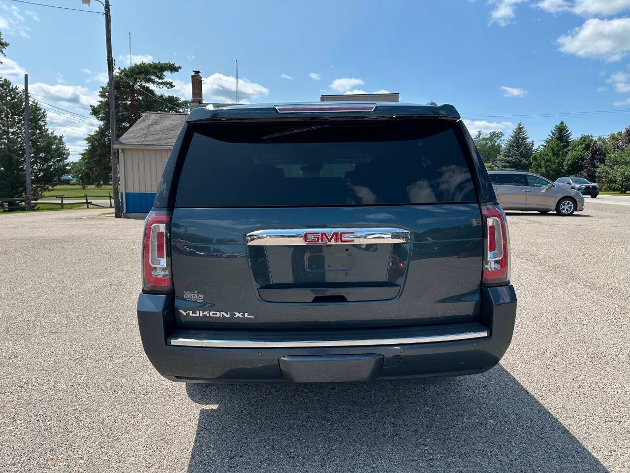 2019 GMC Yukon XL Denali 4x4 4dr SUV