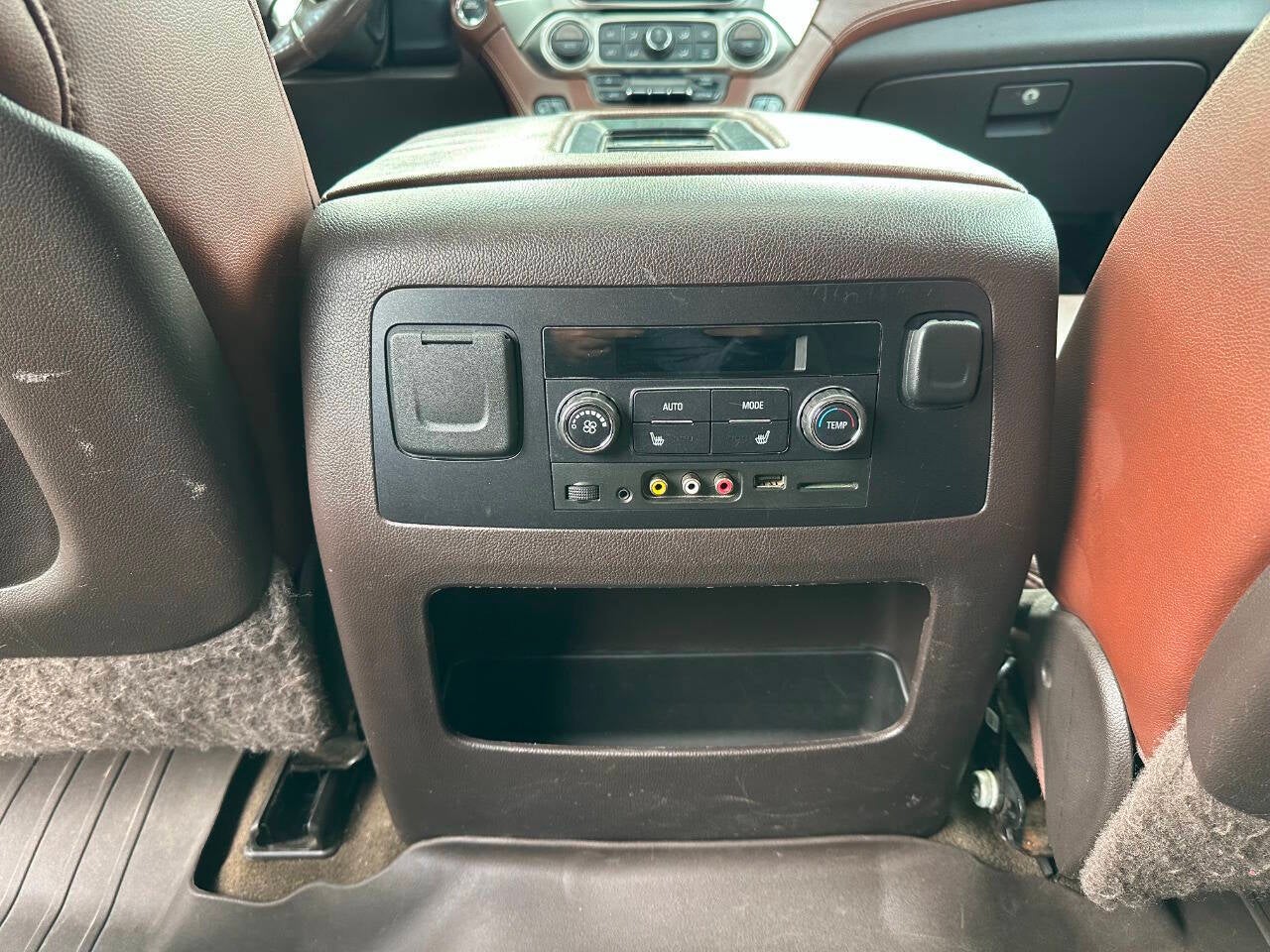 2015 Chevrolet Suburban LTZ 4x4 4dr SUV