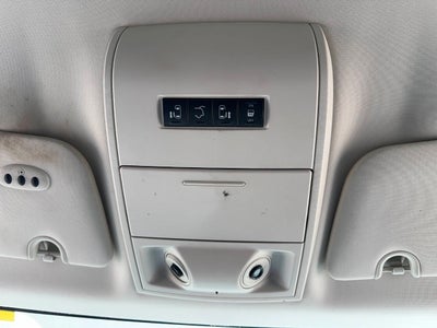2010 Chrysler Town and Country Touring 4dr Mini Van