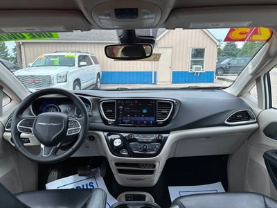 2023 Chrysler Pacifica Touring L 4dr Mini Van